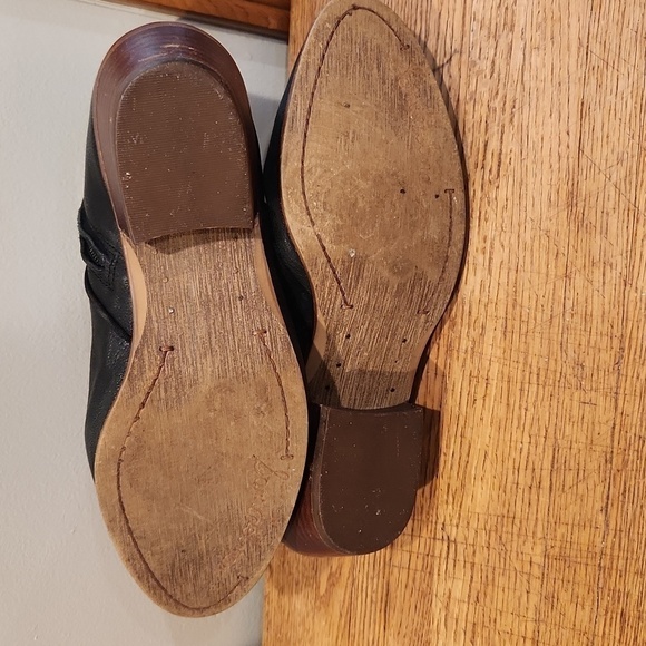 SAM Edelman Black Chelsea leather bootie - Picture 8 of 13